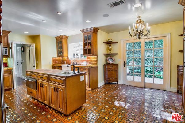 Chandelier, Interior, Kitchen, Recessed Lighting