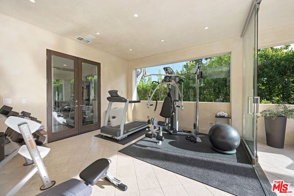 Fitness Equipment, Interior, Recessed Lighting