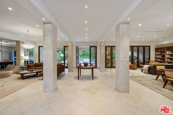 Chandelier, Interior, Living room, Recessed Lighting