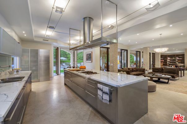 Chandelier, Interior, Kitchen, Living room, Recessed Lighting, Stainless Steel Appliances