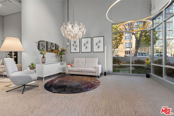 Chandelier, Interior