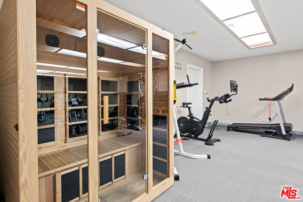 Fitness Equipment, Interior, Recessed Lighting, Sauna Room