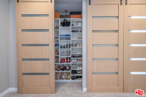 Interior, Walk-in Closets