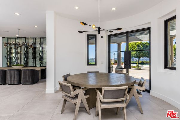 Dining room, Interior, Pendant Lights, Recessed Lighting, Wine Storage