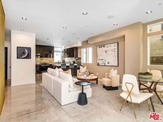 Dining room, Interior, Kitchen, Living room, Recessed Lighting