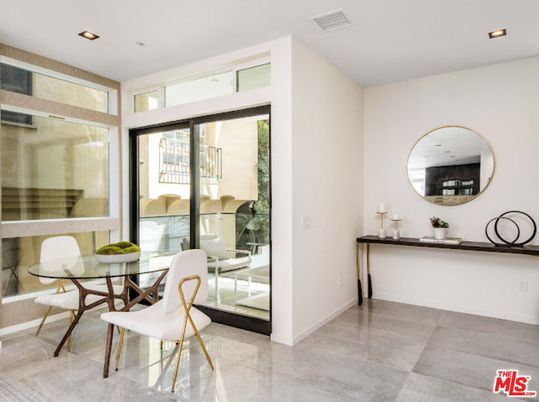 Dining room, Interior, Recessed Lighting