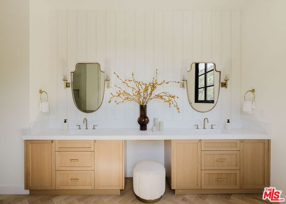 Bathroom, Dual Sink Vanities, Interior, Wood Texture Flooring