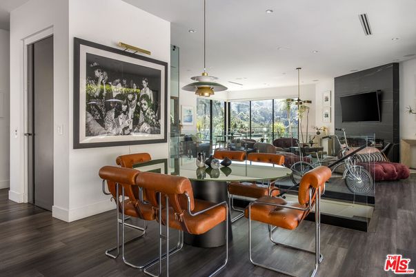 Dining room, Interior, Living room, Pendant Lights, Recessed Lighting, Wood Texture Flooring