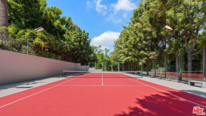 Exterior, Tennis Courts