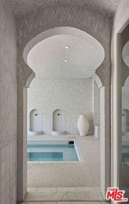 Interior, Pool, Recessed Lighting