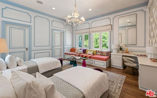 Bedroom, Chandelier, Interior, Recessed Lighting, Wood Texture Flooring