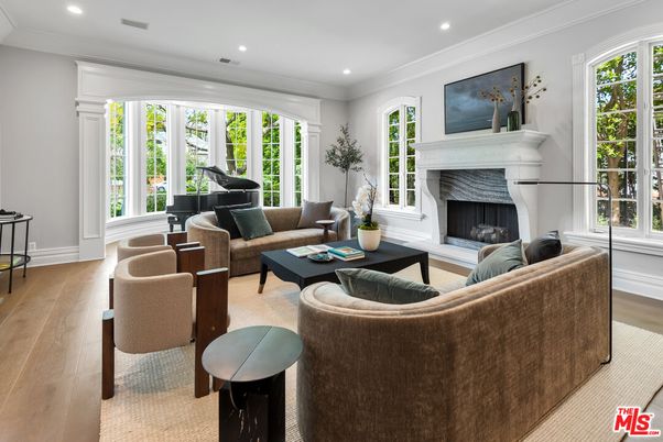Fireplace, Interior, Living room, Piano, Recessed Lighting, Wood Texture Flooring