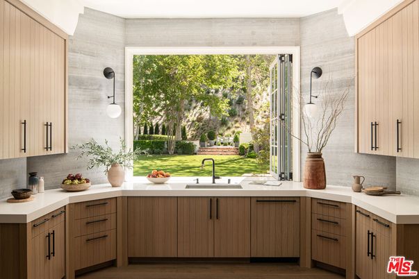 Interior, Kitchen, Pendant Lights, Wood Texture Flooring