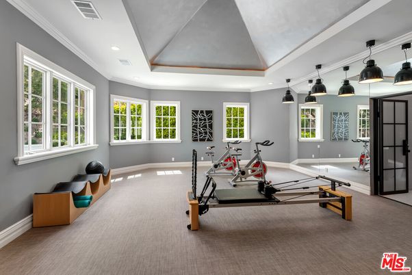 Fitness Equipment, Interior, Recessed Lighting