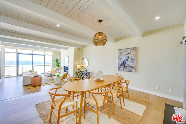 Dining room, Interior, Living room, Pendant Lights, Recessed Lighting, Water, Wood Texture Flooring