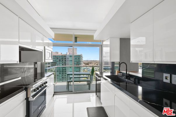 Interior, Kitchen, Marble Walls