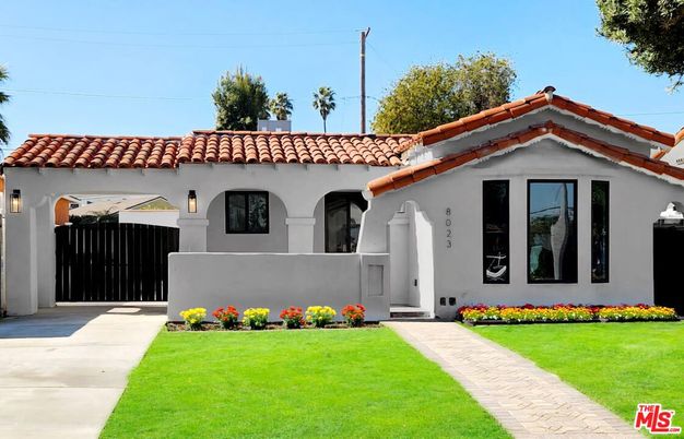 Attached, Backyard, Exterior, Facade, Spanish Mediterranean