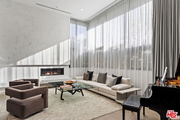 Fireplace, Interior, Living room, Piano, Recessed Lighting, Wood Texture Flooring