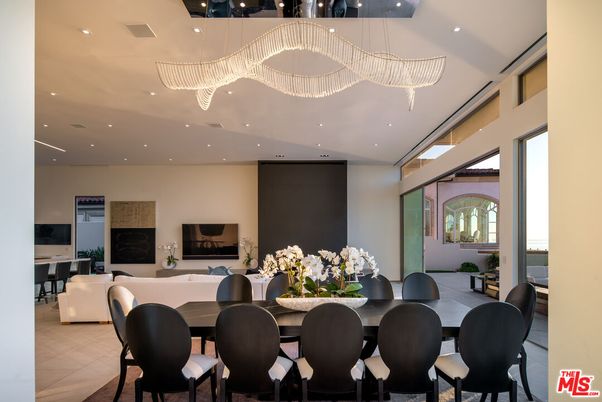 Dining room, Interior, Living room, Pendant Lights, Recessed Lighting