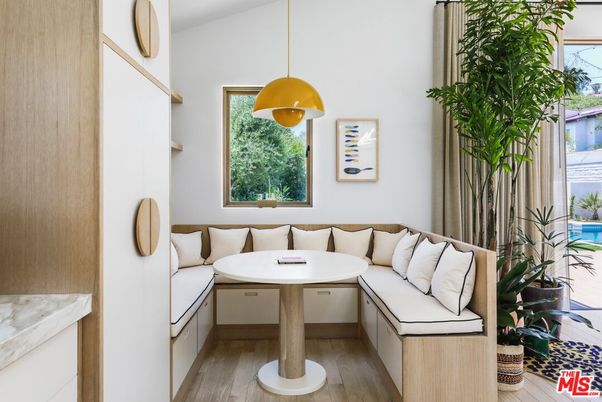 Interior, Living room, Pendant Lights, Wood Texture Flooring