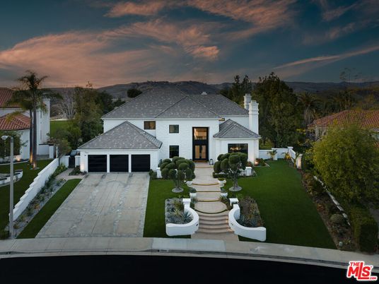 Attached, Backyard, Exterior, Facade, French Provincial