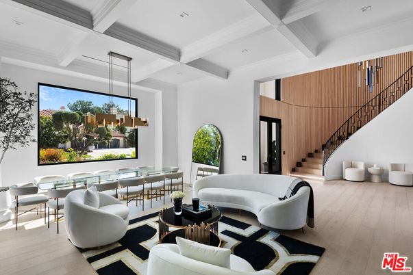 Dining room, Interior, Living room, Pendant Lights, Recessed Lighting, Wood Texture Flooring