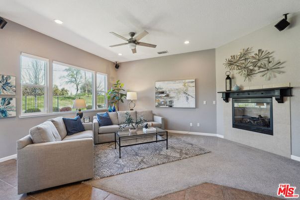 Fireplace, Interior, Living room, Recessed Lighting