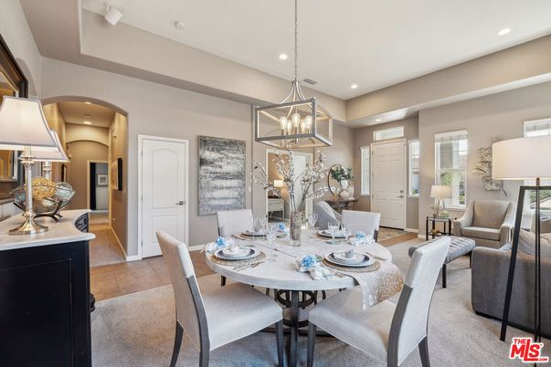 Dining room, Interior, Pendant Lights, Recessed Lighting