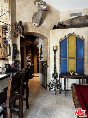 Billiard Table, Game Room, Interior