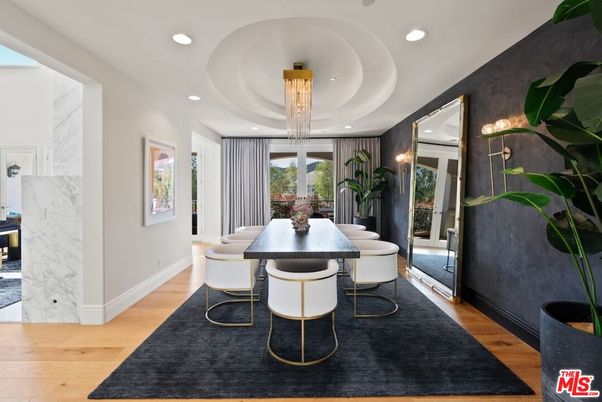 Chandelier, Dining room, Interior, Marble Walls, Pendant Lights, Recessed Lighting, Wood Texture Flooring