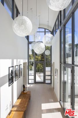 Interior, Pendant Lights, Wood Texture Flooring