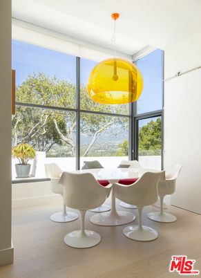 Interior, Pendant Lights, Wood Texture Flooring