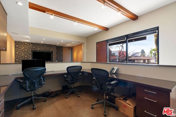 Home Office, Interior, Recessed Lighting, Wooden Beams