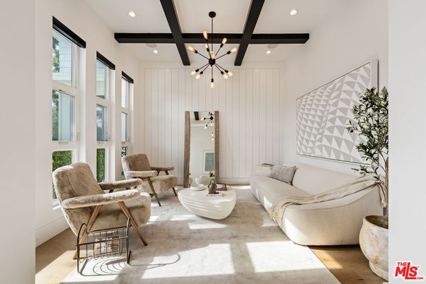 Interior, Living room, Pendant Lights, Recessed Lighting, Wooden Beams, Wood Texture Flooring