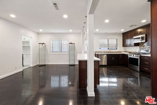 Interior, Kitchen, Pendant Lights, Recessed Lighting, Stainless Steel Appliances