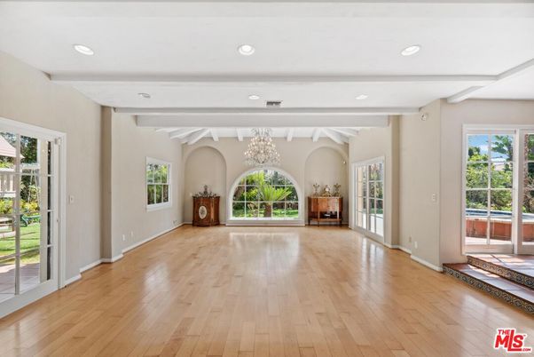 Chandelier, Empty room, Interior, Recessed Lighting, Wood Texture Flooring