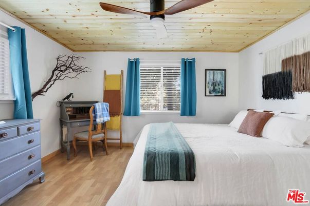 Bedroom, Interior, Wooden Ceilings, Wood Texture Flooring