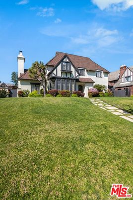 Backyard, Exterior, Facade, Tudor Revival
