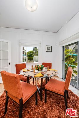 Dining room, Interior