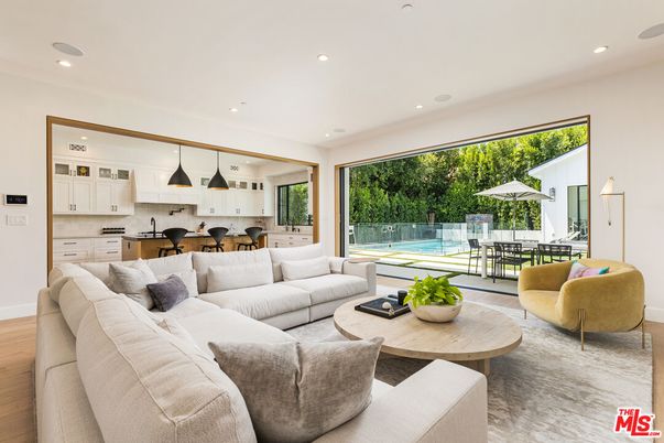 Dining room, Interior, Kitchen, Living room, Pendant Lights, Recessed Lighting, Wood Texture Flooring