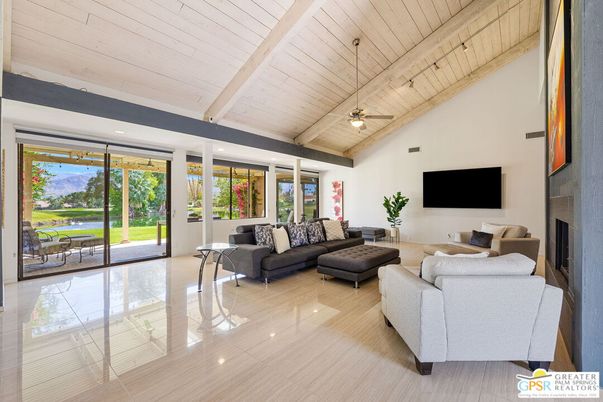 Interior, Living room, Recessed Lighting, Wooden Beams, Wooden Ceilings