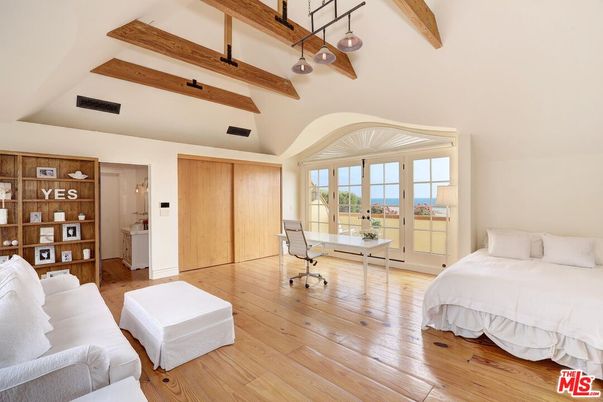 Bedroom, Home Office, Interior, Wooden Beams, Wood Texture Flooring