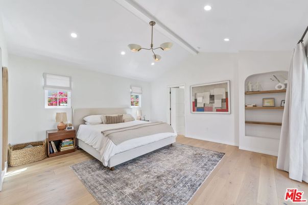 Bedroom, Interior, Pendant Lights, Recessed Lighting, Wood Texture Flooring