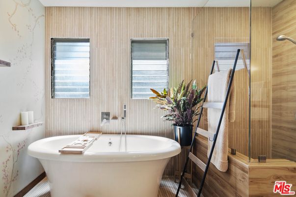 Bathroom, Free Standing Baths, Interior, Wooden Walls