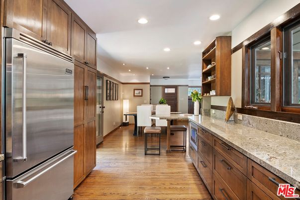 Dining room, Interior, Kitchen, Recessed Lighting, Stainless Steel Appliances, Wood Texture Flooring