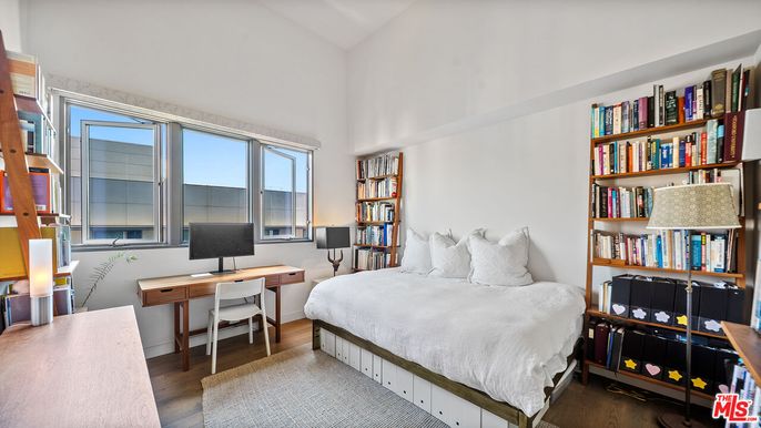Bedroom, Home Office, Interior, Wood Texture Flooring