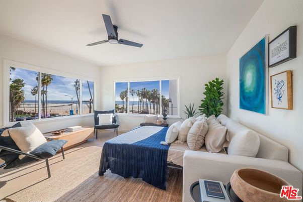Bedroom, Interior, Water, Wood Texture Flooring