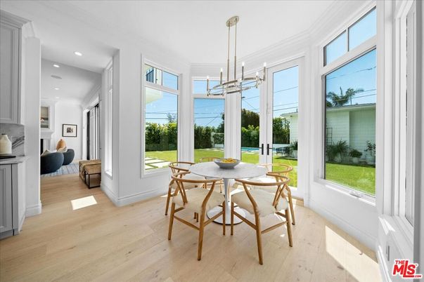 Dining room, Interior, Pendant Lights, Recessed Lighting, Wood Texture Flooring