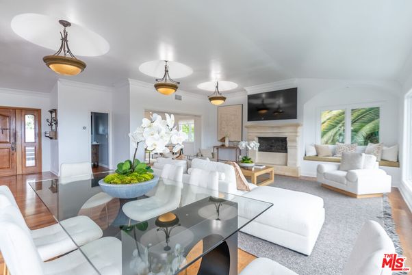 Dining room, Fireplace, Interior, Living room, Pendant Lights, Wood Texture Flooring