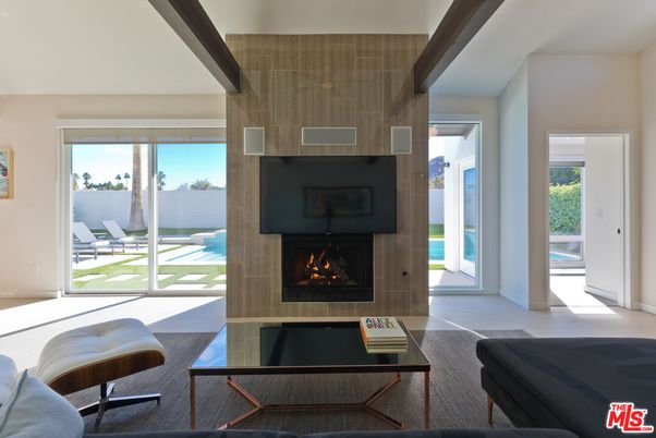 Fireplace, Interior, Living room